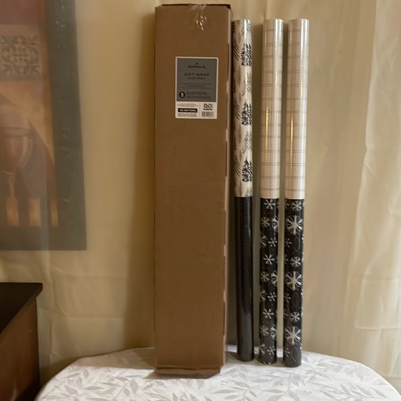 Hallmark Holiday Hallmark Christmas Wrapping Paper Jumbo Rolls With
